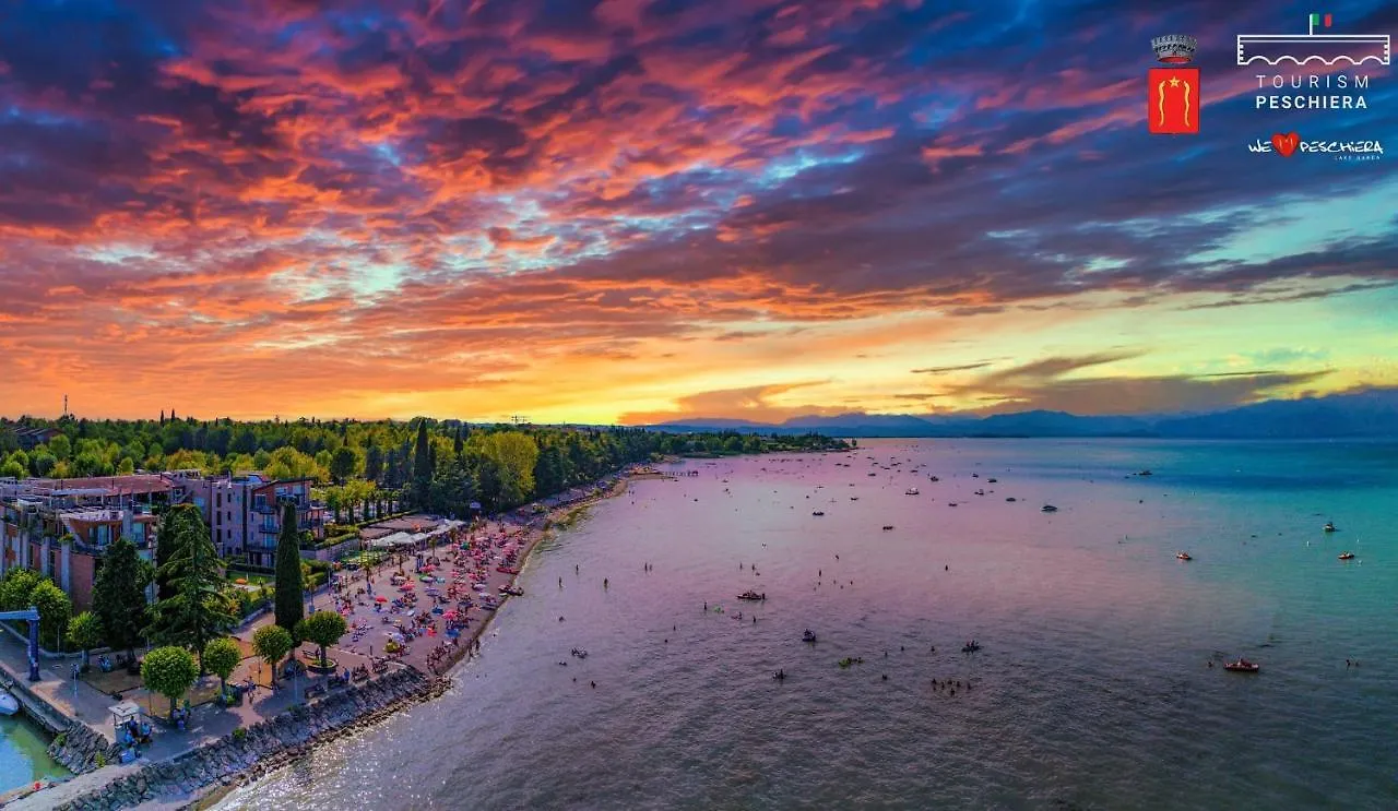 Easy Apartments Peschiera Peschiera del Garda 0*,