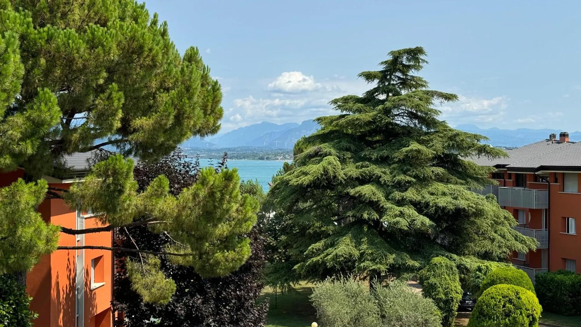 Easy Apartments Peschiera Peschiera del Garda 0*,