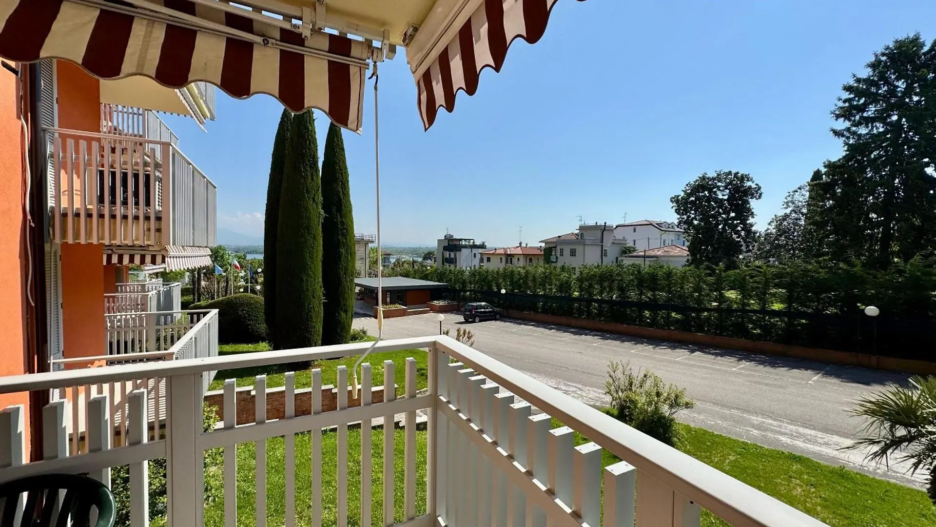 Easy Apartments Peschiera Peschiera del Garda Italy
