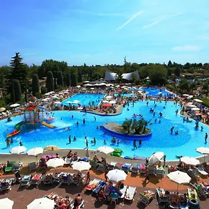 Campeggio Happy Camp Mobile Homes In Bella Italia, Peschiera del Garda