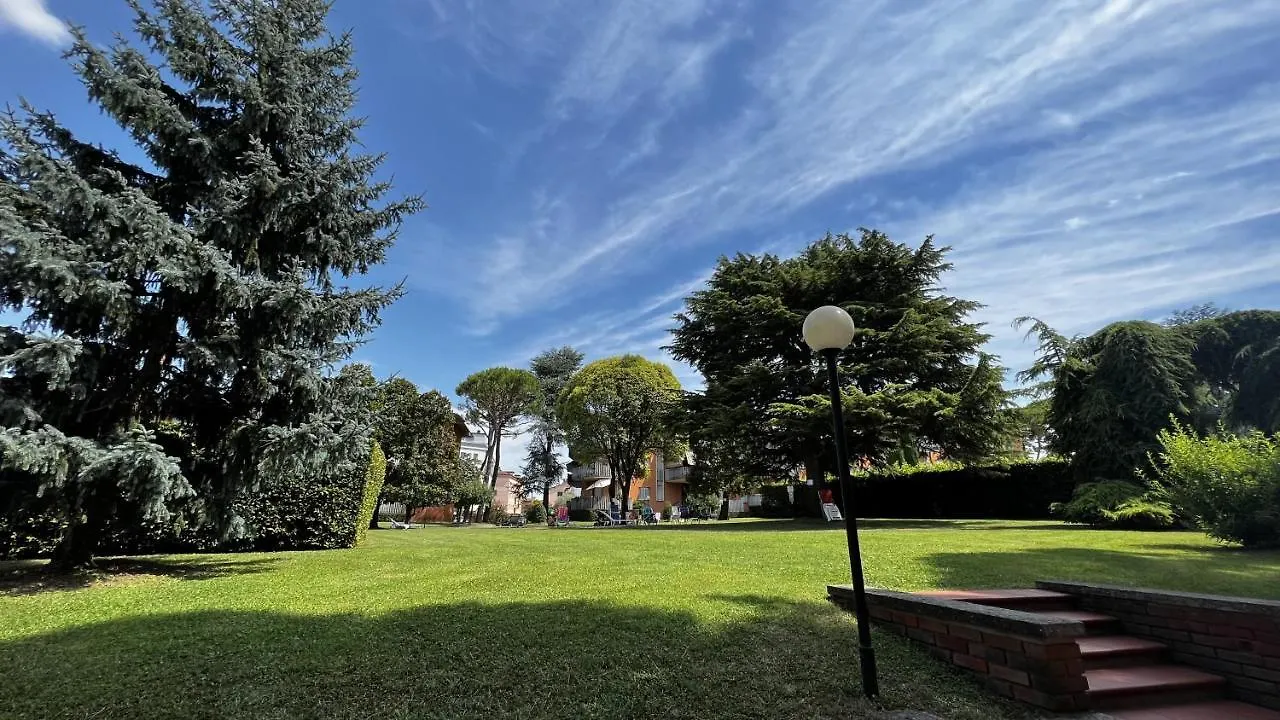 Easy Apartments Peschiera Peschiera del Garda 0*,