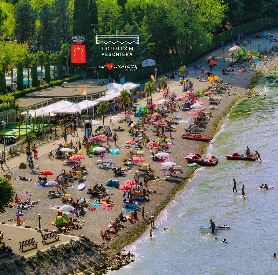 Easy Apartments Peschiera Peschiera del Garda 0*,  Italia