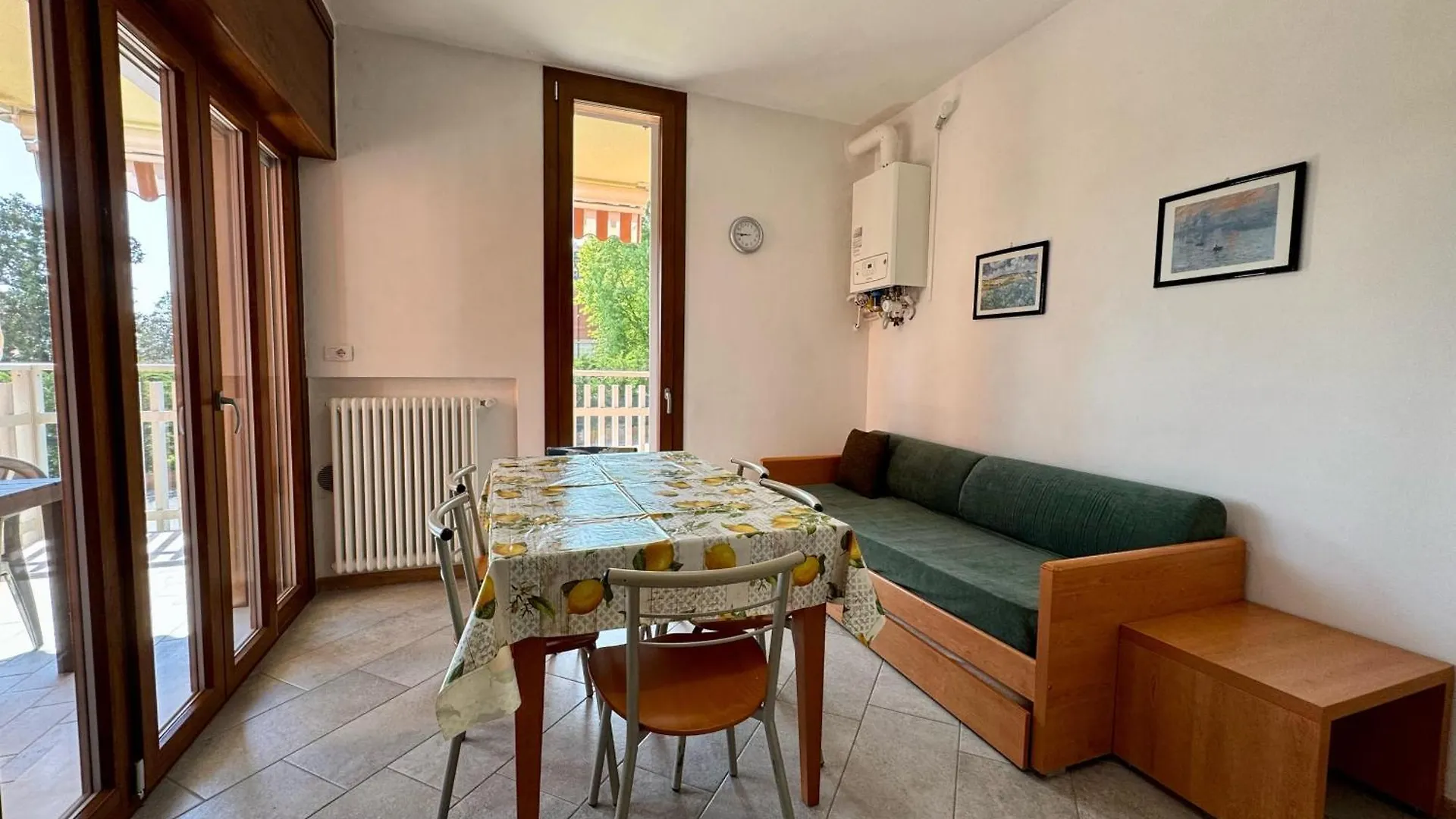Easy Apartments Peschiera Peschiera del Garda 0*,  Italia