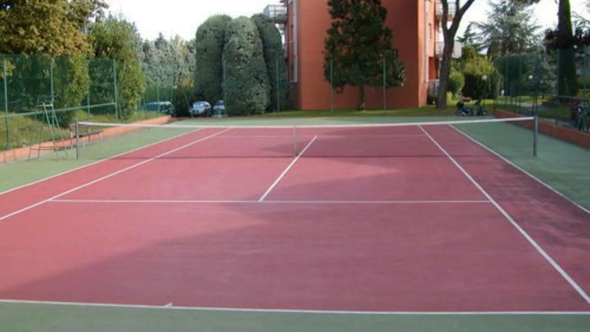 Easy Apartments Peschiera Peschiera del Garda 0*,  Italy